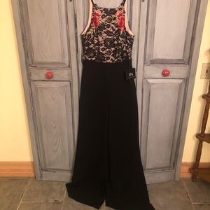 Wide leg jumpsuit